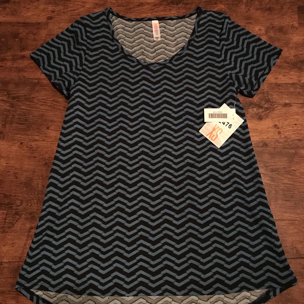Lularoe Classic Tee